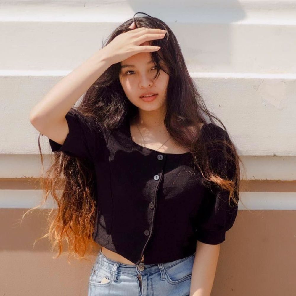 Meet your Posher, Khue